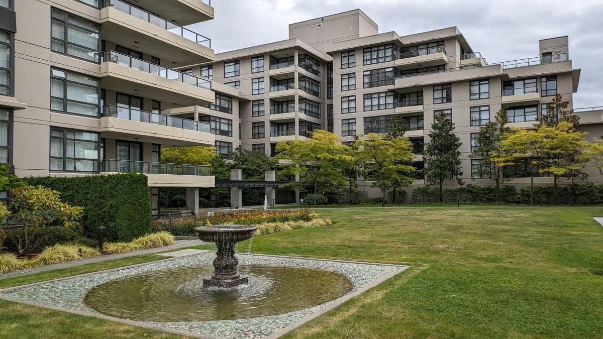 8180 Lansdowne Road #508