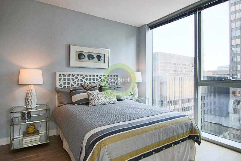 190 N Garland Ct - Photo 4 of 13