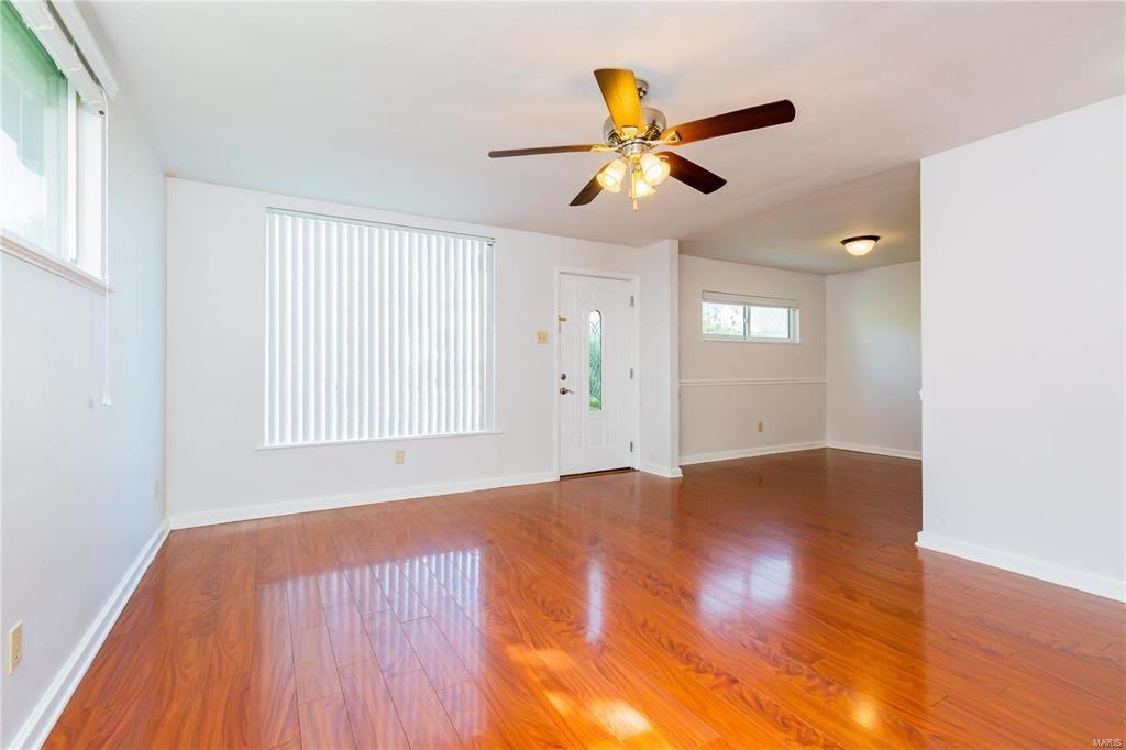 5935 Victoria Avenue #1 - Photo 3 of 9