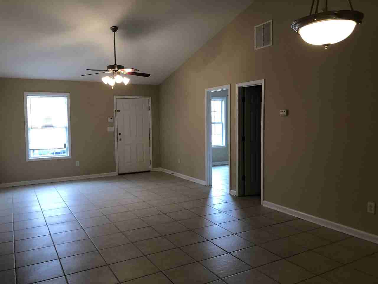 172 Harvest Court - 203Unit 203 #203 - Photo 2 of 7