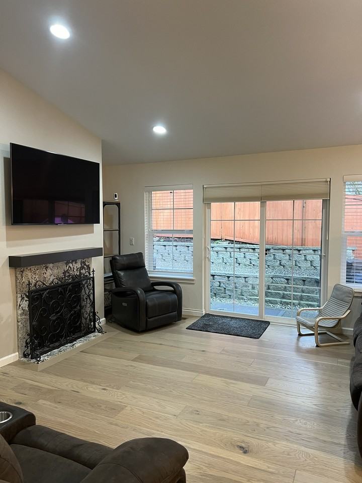 381 E Lakeshore Dr #1 - Photo 5 of 22