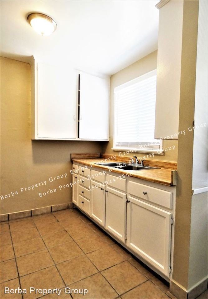 1916-1922 Henderson Ave - Photo 2 of 13