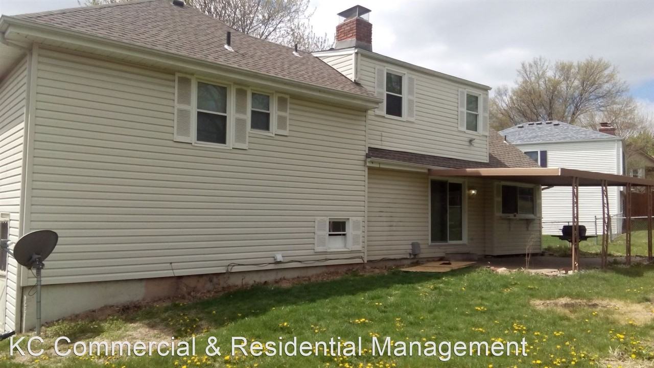 10013 N Harrison Dr - Photo 2 of 50