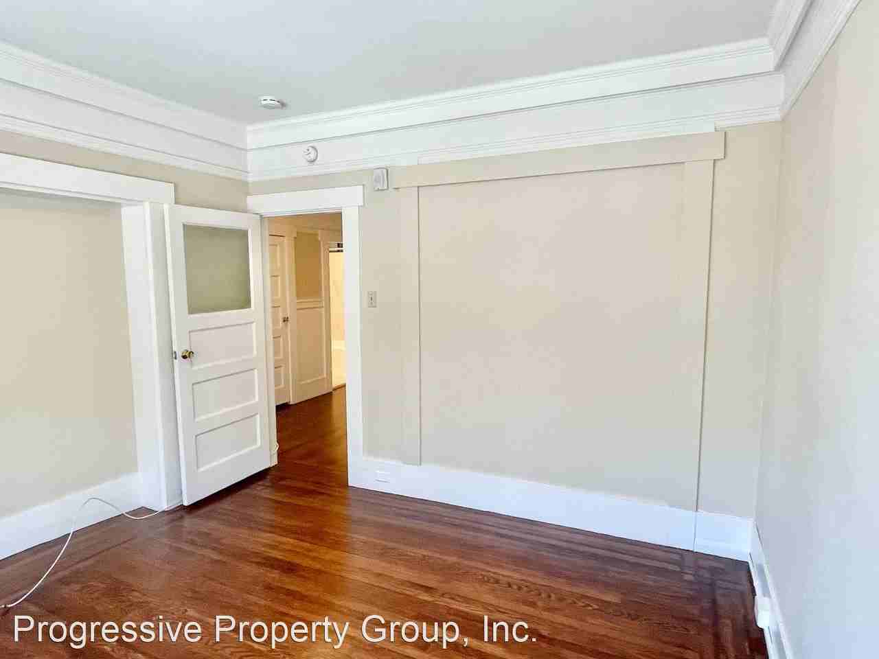 1664 Washington Street - Photo 3 of 21