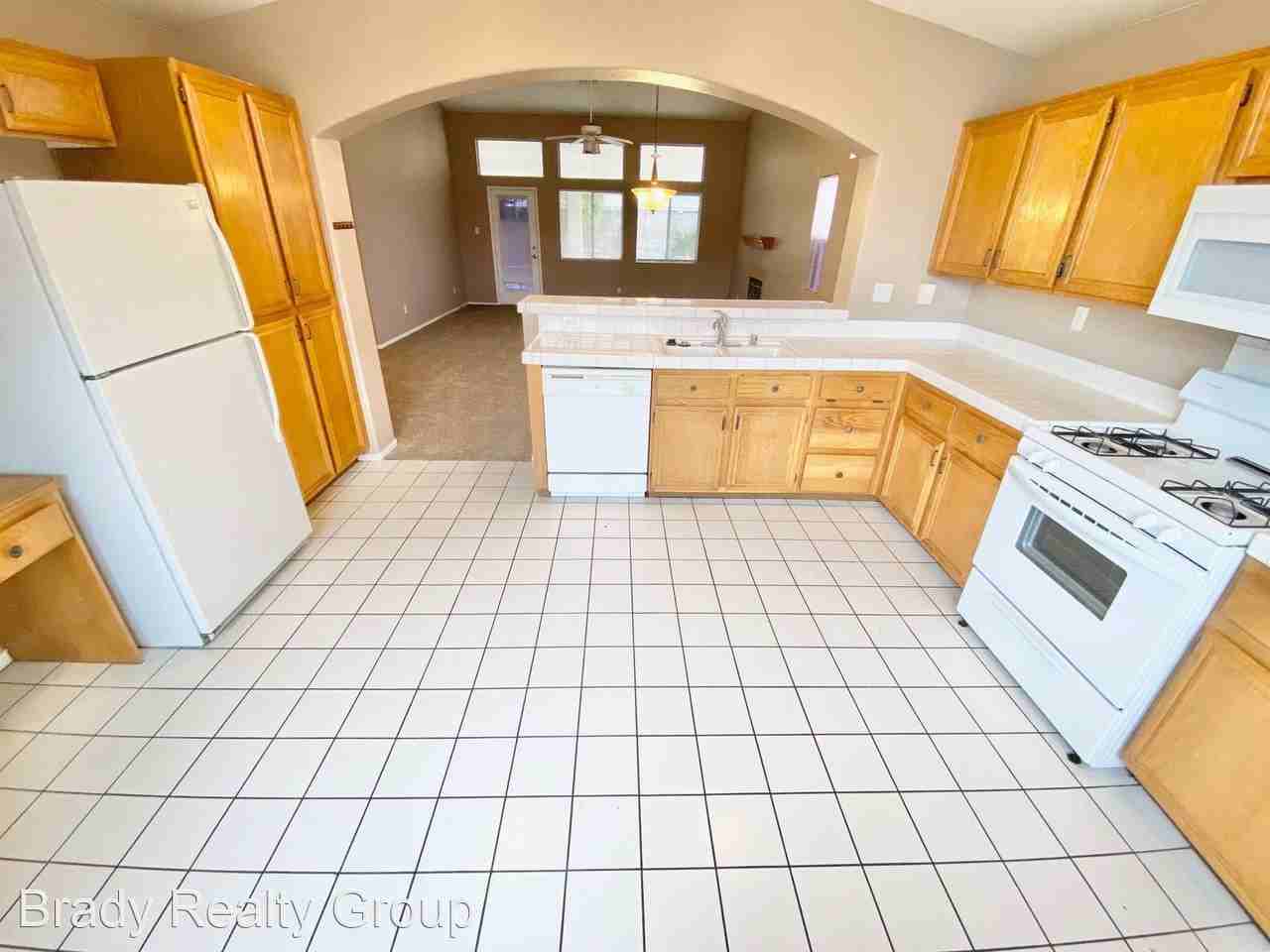 4107 Linniki St - Photo 3 of 49