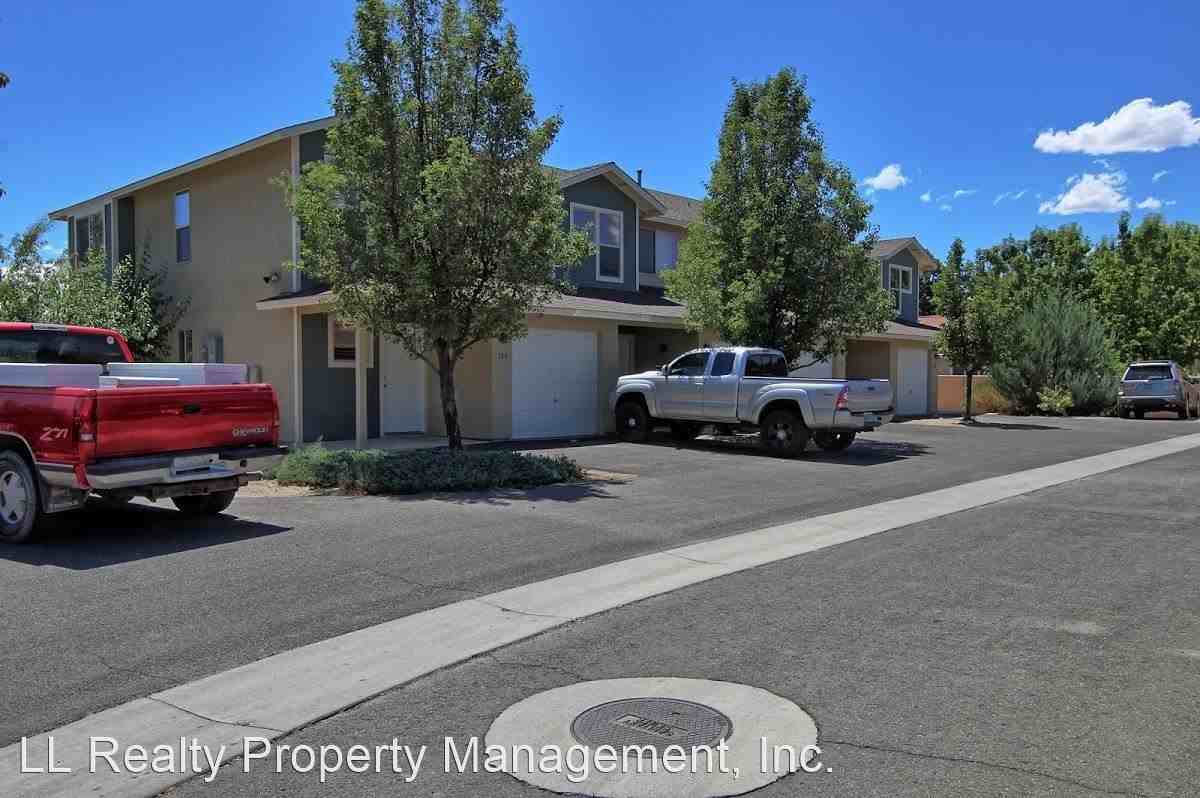 Village Drive Fernley Apartments 500 Village Dr, Fernley, NV 89408