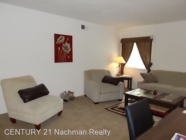 320 E. Mercury Blvd - Photo 2 of 2