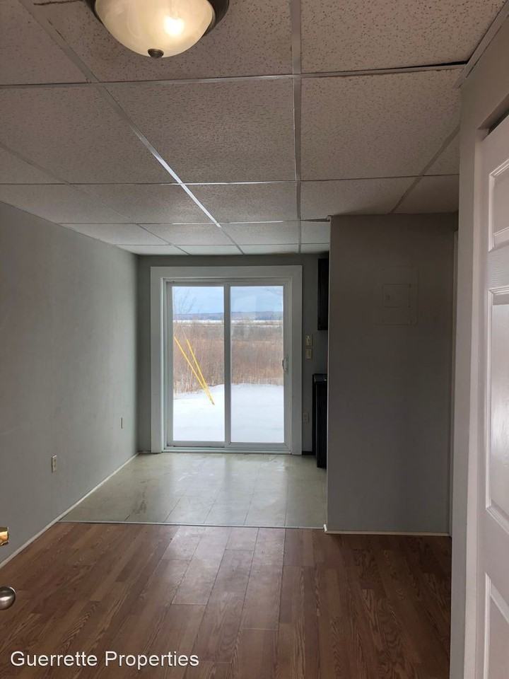 1190 Augusta Rd - Photo 3 of 11