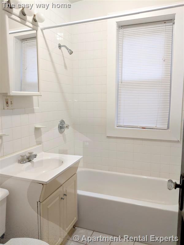 155 Summer St #4F - Photo 4 of 5