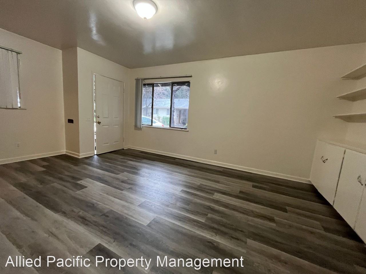 La Paloma   310-318 - Photo 3 of 15