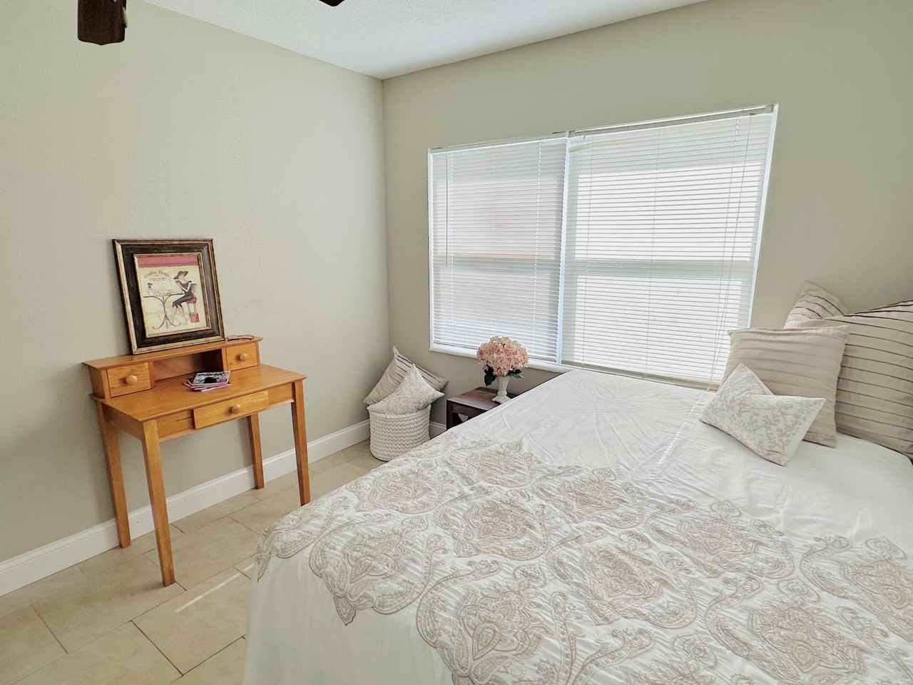 West Arch Street - Photo 4 of 8