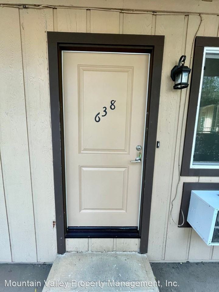 Kate Hays Apartments - Photo 2 of 11