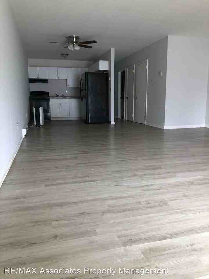 92 Governor Printz Blvd #2 - Photo 2 of 10