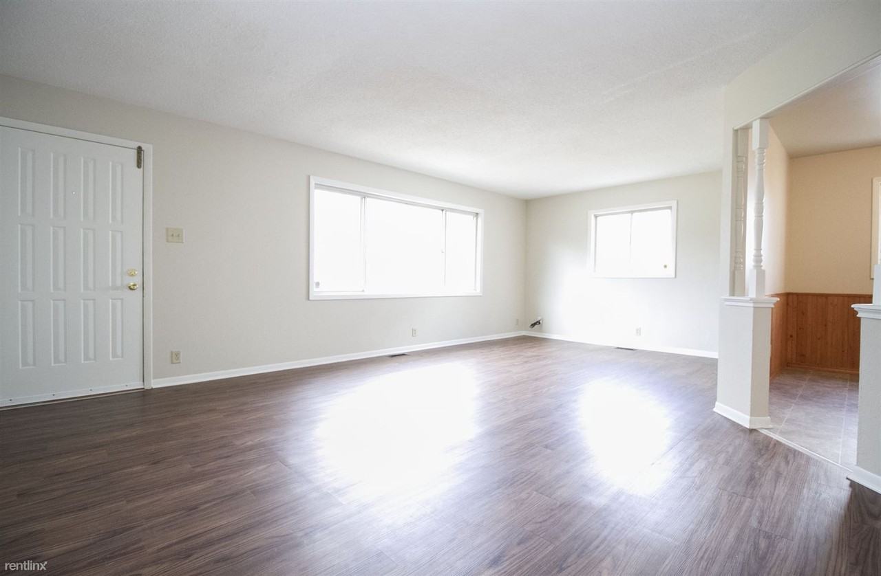 420 Independence Rd - Photo 2 of 10