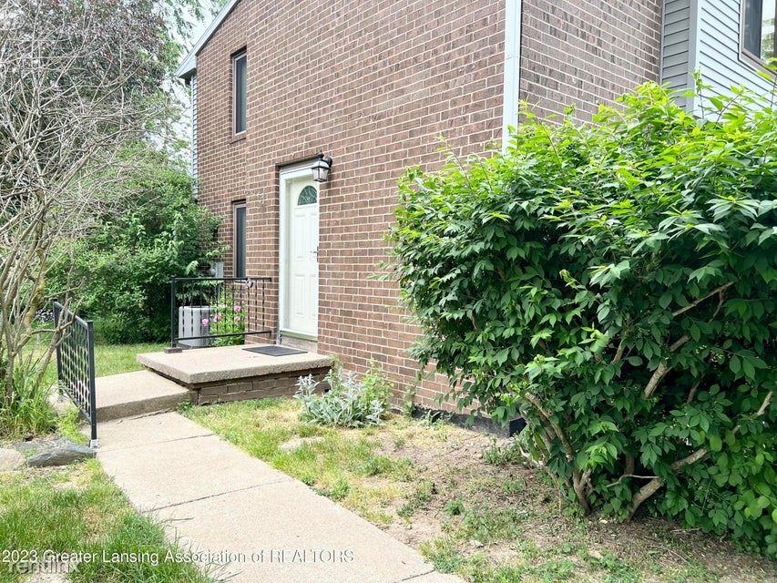 1760 Maple Rdg - Photo 3 of 25