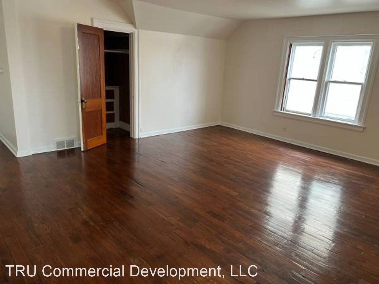 738 AUBURN AVE - Photo 3 of 3