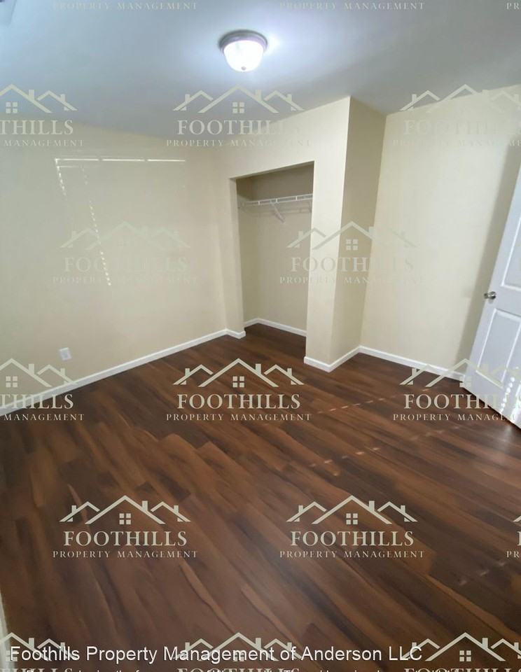 Townsley Court - Photo 2 of 15