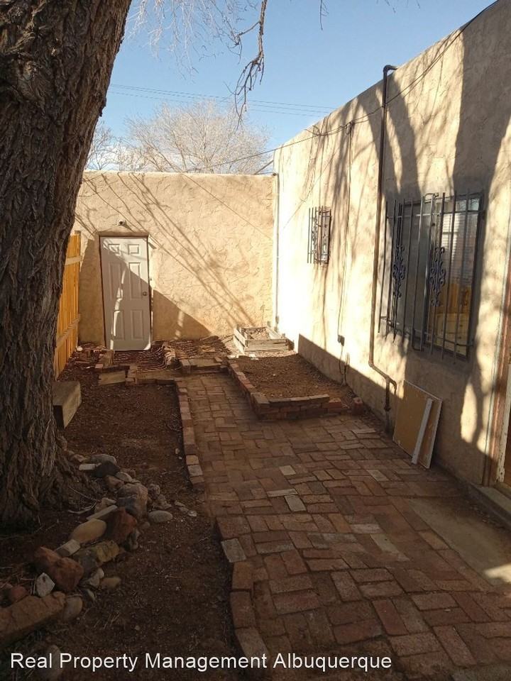 ** COMING SOON ** 1414 TIJERAS AVE NE 1/1 Apartments Tijeras Ave Ne