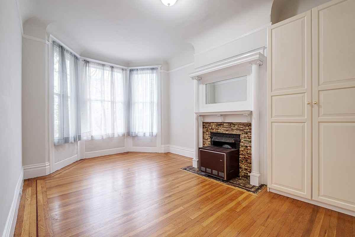 159 Vicksburg St - Photo 2 of 30