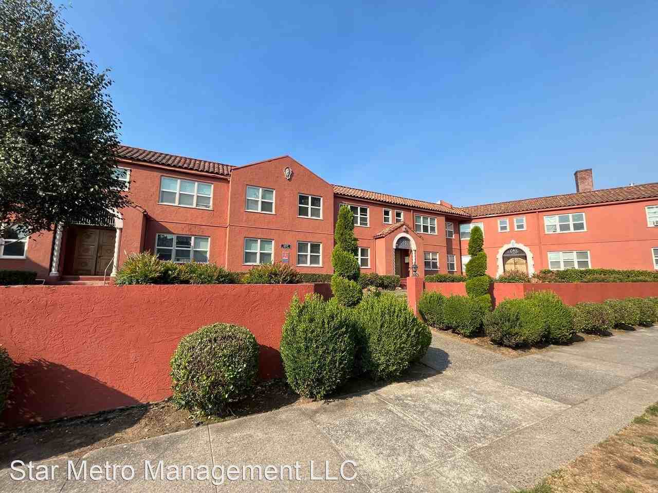 Villa Royalle by Star Metro - Photo 2 of 14