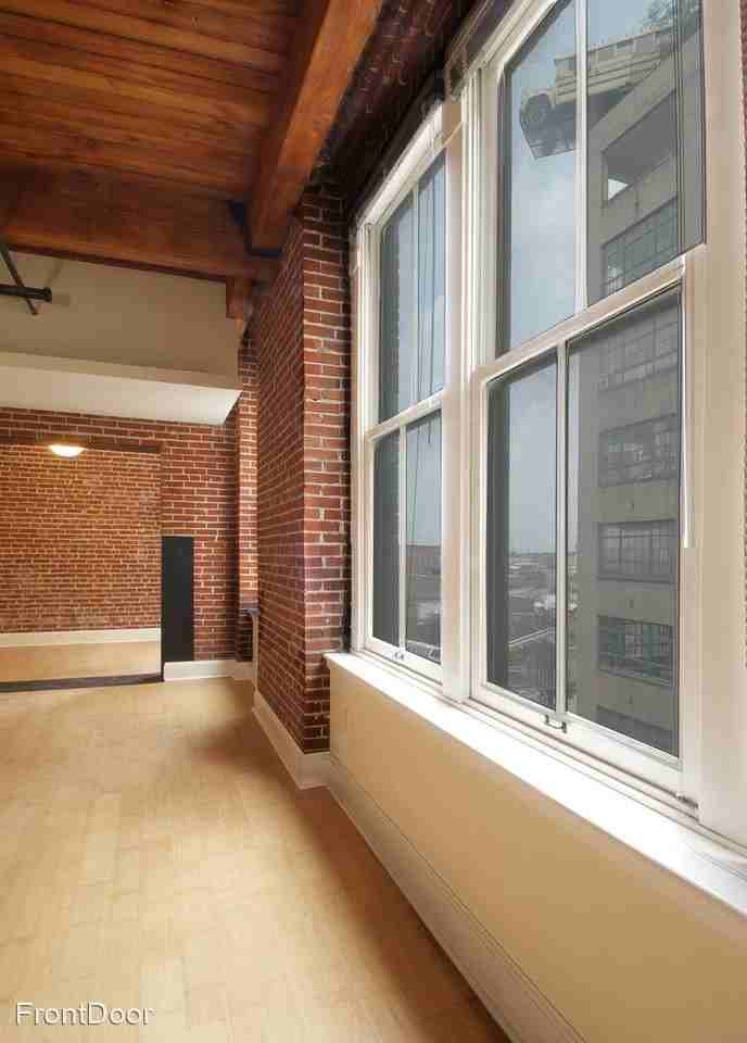 East Bank Lofts in the heart of the Washington Ave Loft District - Photo 3 of 9