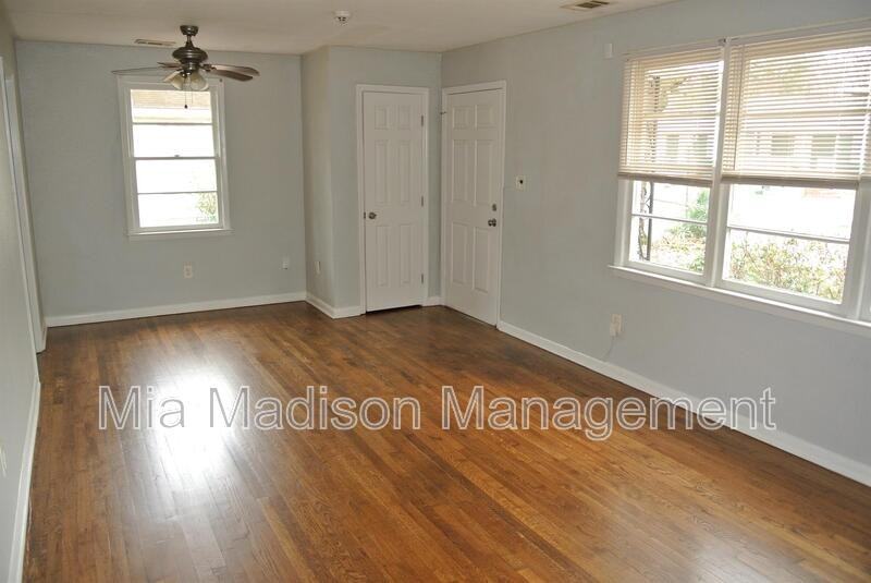 310 Forrest Ave - Photo 3 of 11