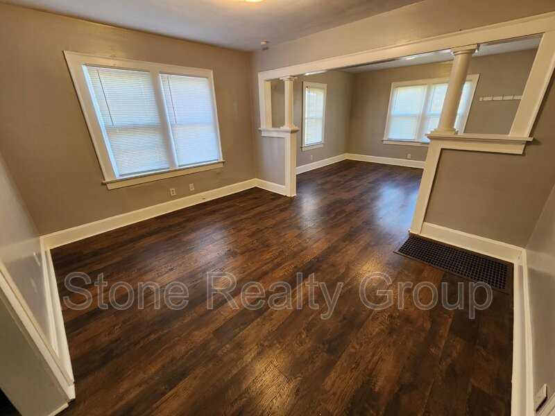 715 3rd Ave - Photo 3 of 9
