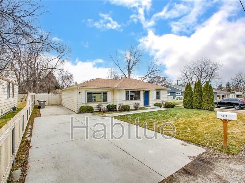 4919 W Wylie Ln - Photo 2 of 35