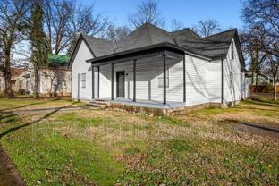 1002 N Maple St #B - Photo 1 of 1