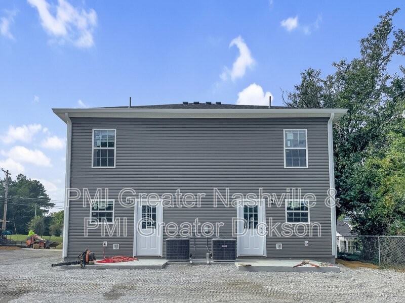 826 Old Charlotte Rd #1 - Photo 3 of 20