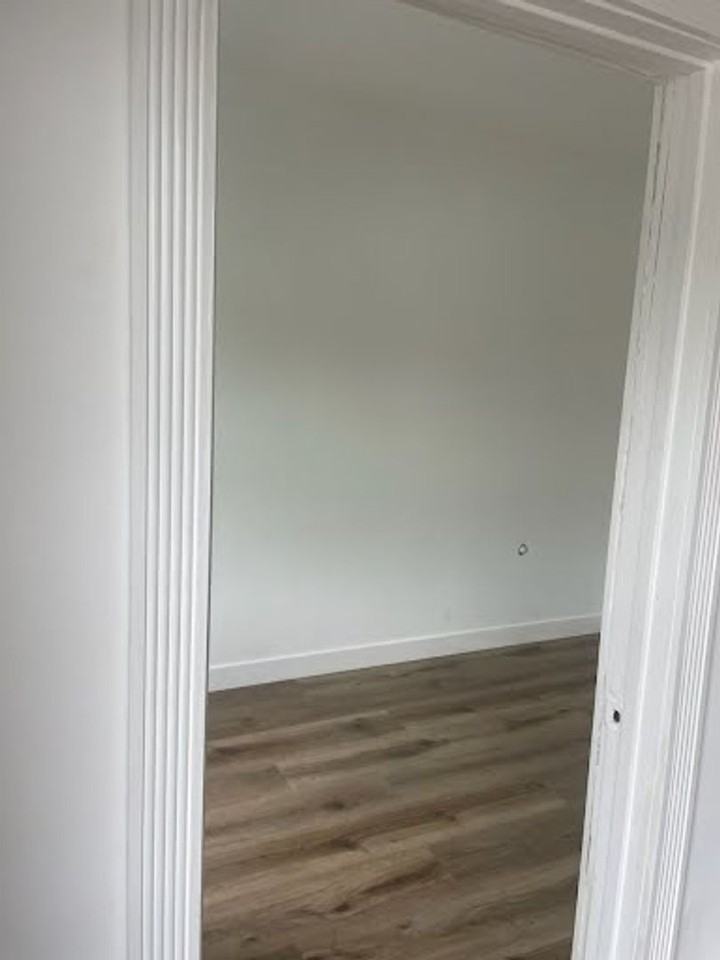 Alexandria Apartments LLC - Photo 5 of 14
