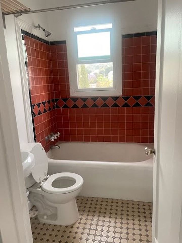 Alexandria Apartments LLC - Photo 7 of 14