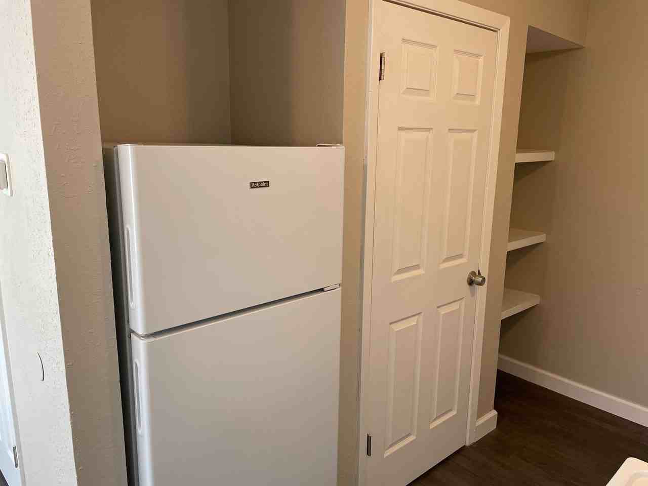 One Forty Flats - Photo 4 of 30