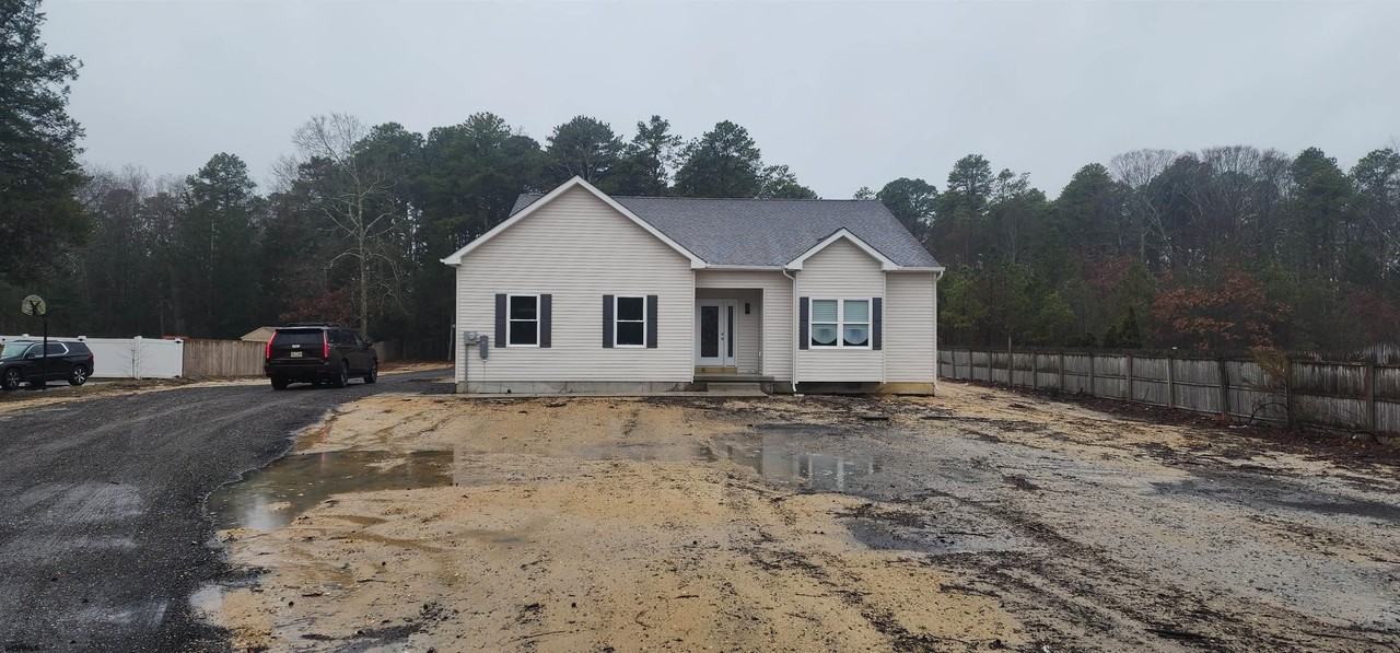 335 N New York Rd, Galloway, NJ 08205 3 Bedroom House for 3,000/month