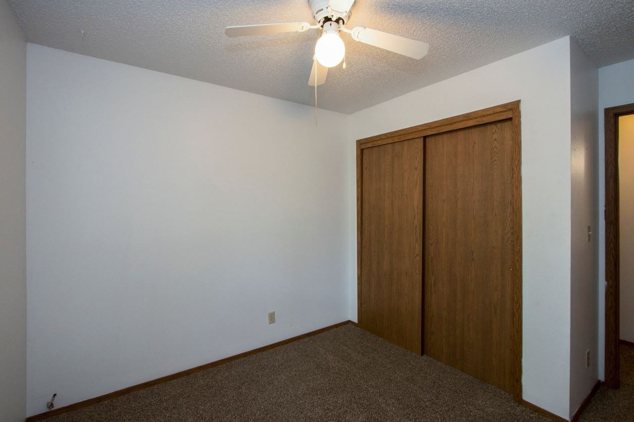 1321 Sunset St - Photo 7 of 10