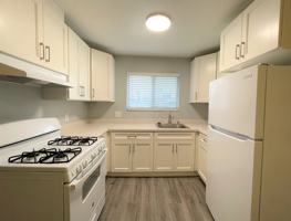 featured image of 831 W Swain Rd