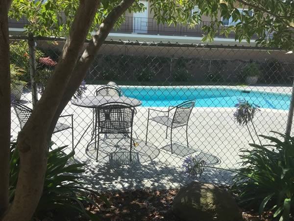 ALAMEDA PARK APARTMENTS - Photo 7 of 18