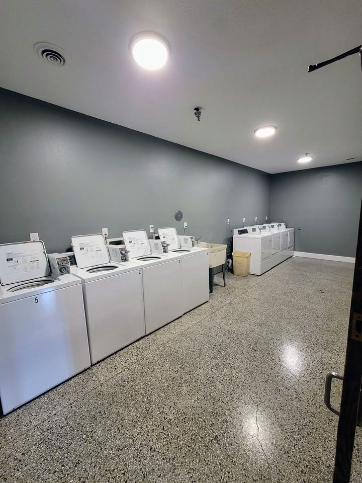 Come Home to Peterson Square Apartments - Photo 3 of 43