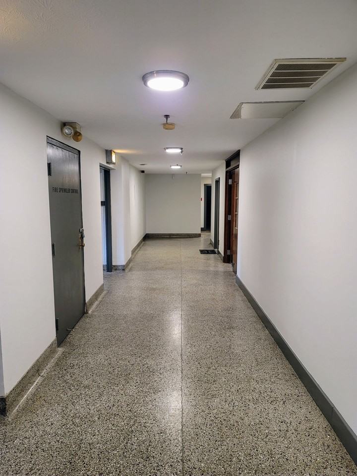 Come Home to Peterson Square Apartments - Photo 4 of 43