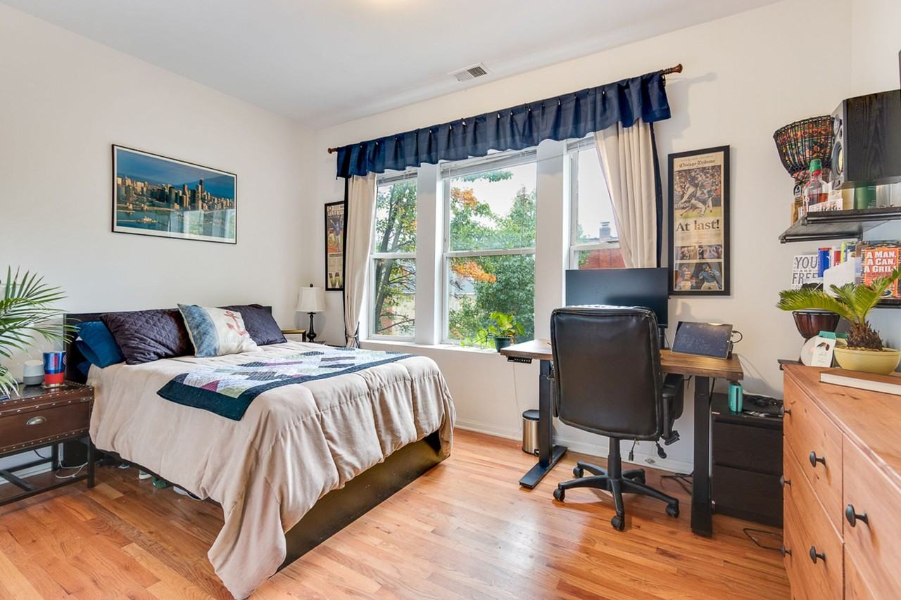 1022-24 N. Damen / 2009 W. Cortez - Photo 7 of 11