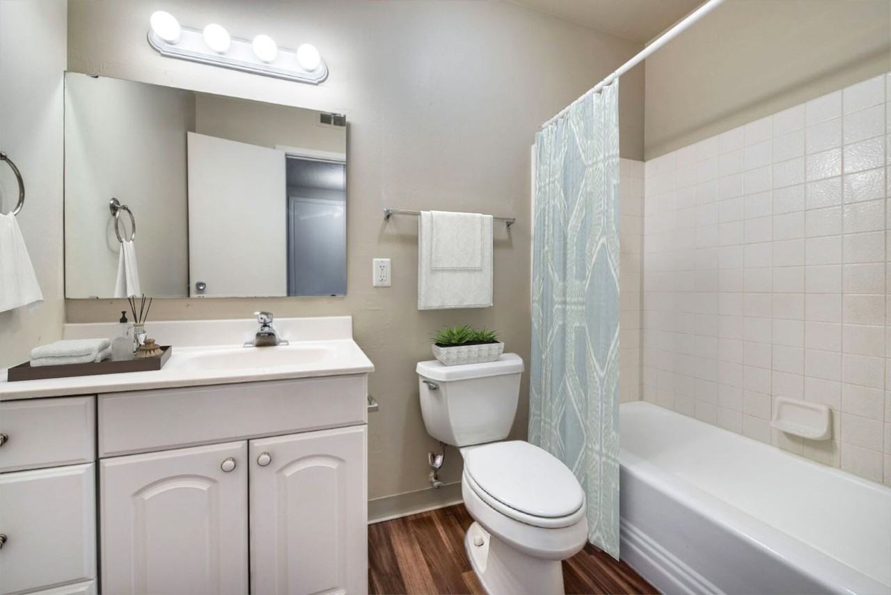 Cambridge Dorchester Apartment Homes - Photo 2 of 50