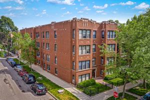 featured image of 1478 W Byron St