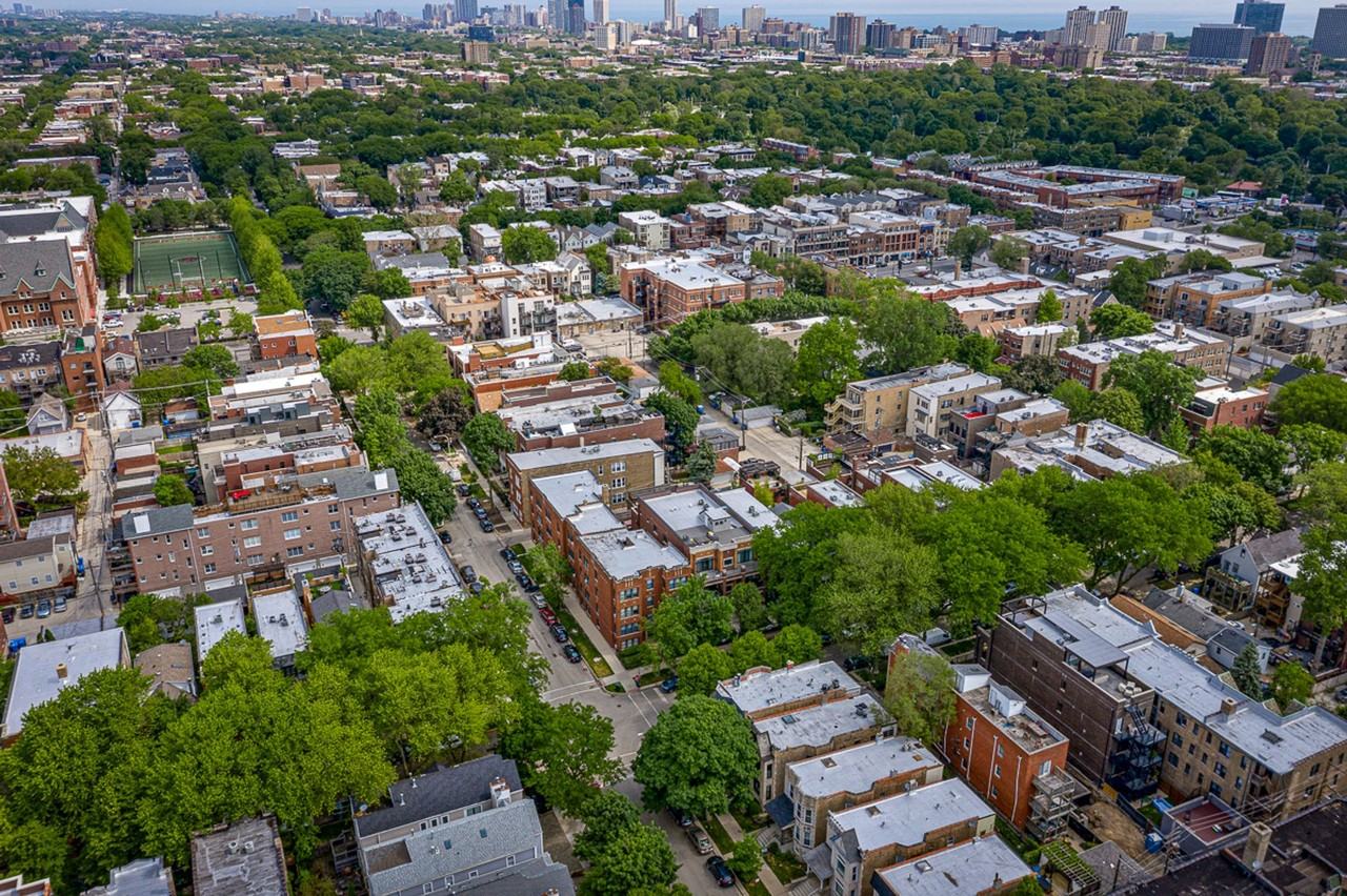 1478-80 W. Byron / 3907-11 N. Greenview - Photo 2 of 8