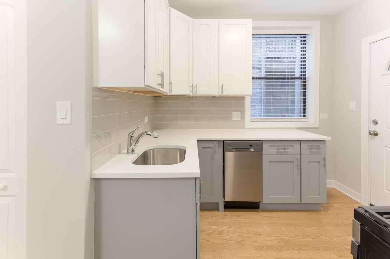 5045-51 N. Damen - Photo 7 of 9