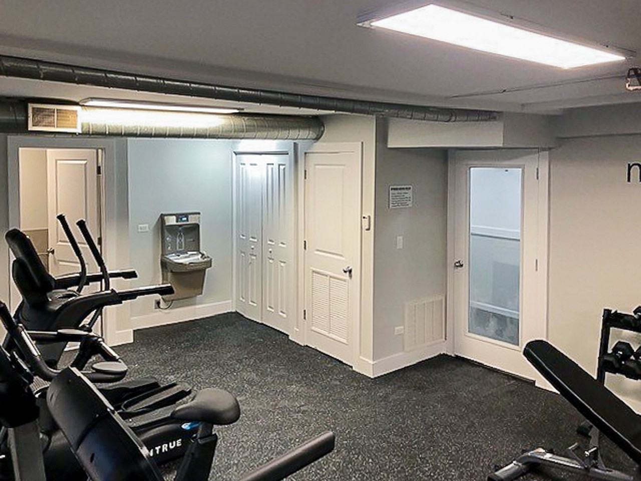 2520 W. Leland - Photo 3 of 8