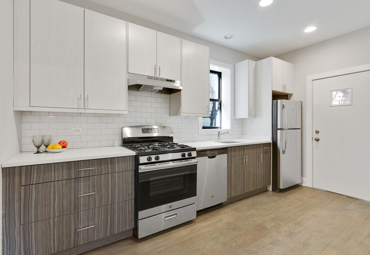 2618-26 N. Rockwell - Photo 6 of 9