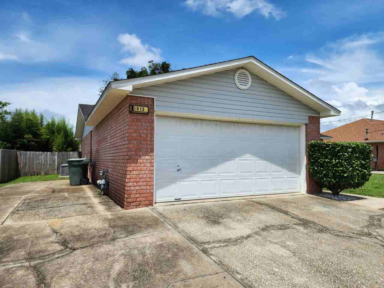 1913 Coral Island Rd - Photo 2 of 18