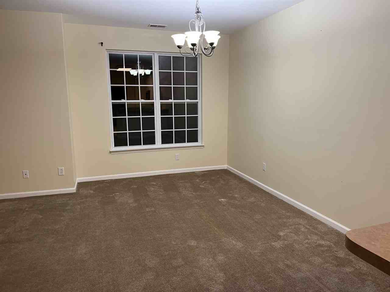 39 Swing Bridge Ln - Photo 3 of 8