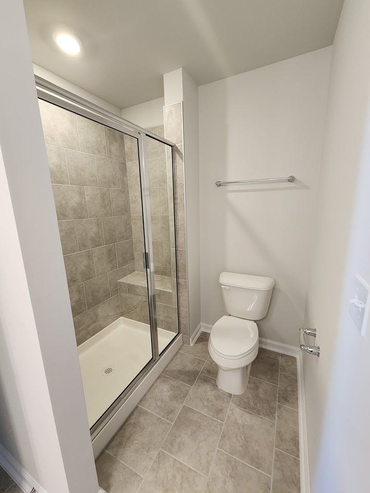 2431 Kasota Ln - Photo 7 of 50