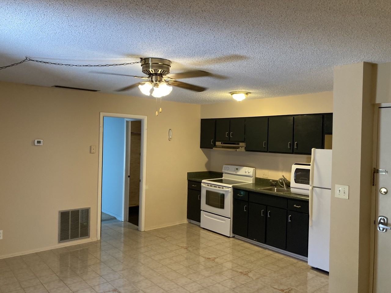 8340 12th St N #H - Photo 3 of 15